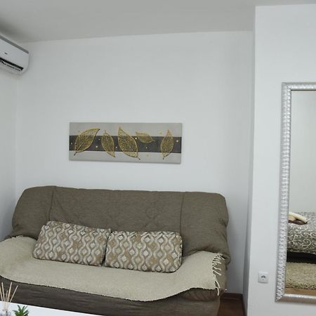 Apartmani Sofronic Loznica 1 Екстериор снимка
