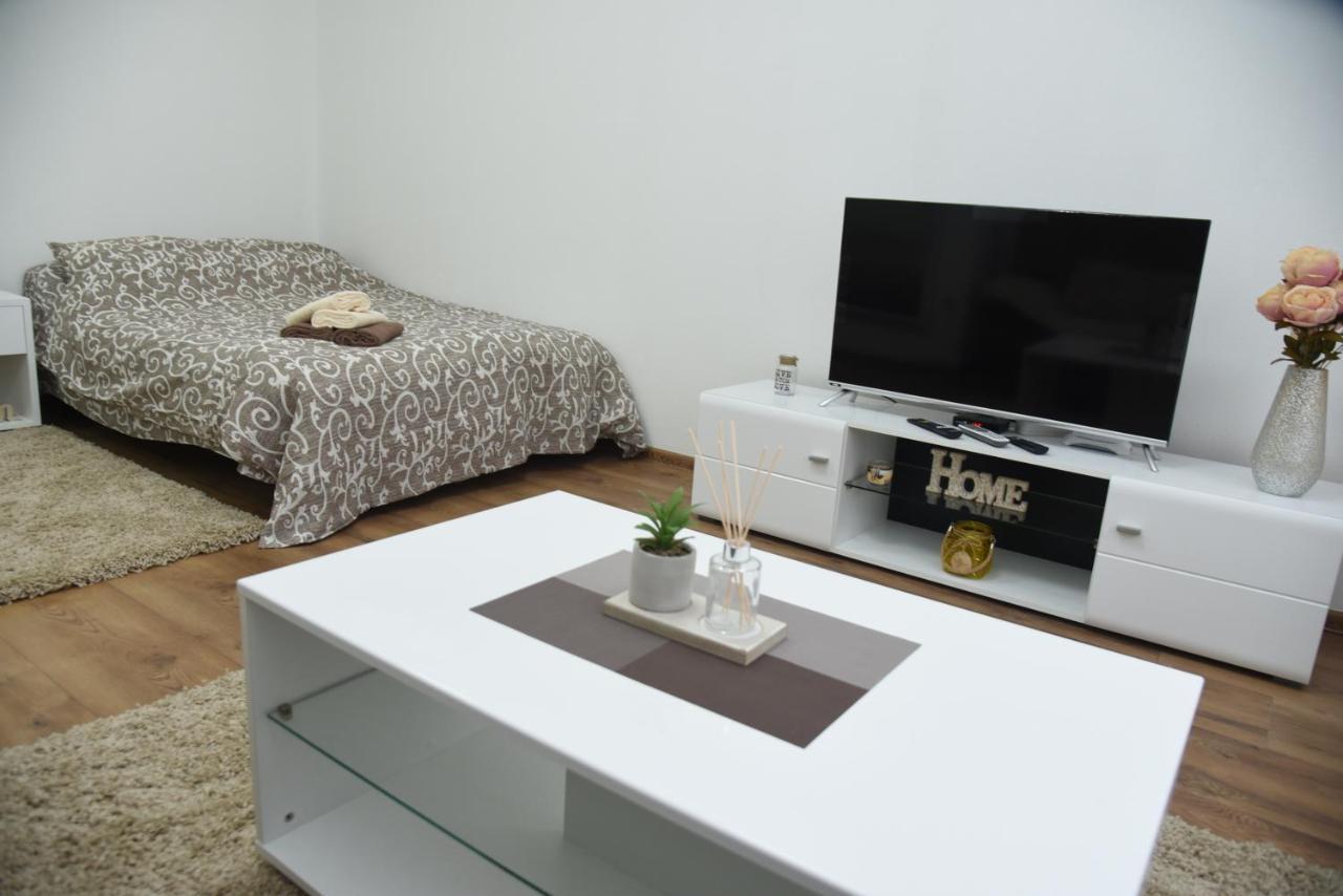 Apartmani Sofronic Loznica 1 Екстериор снимка