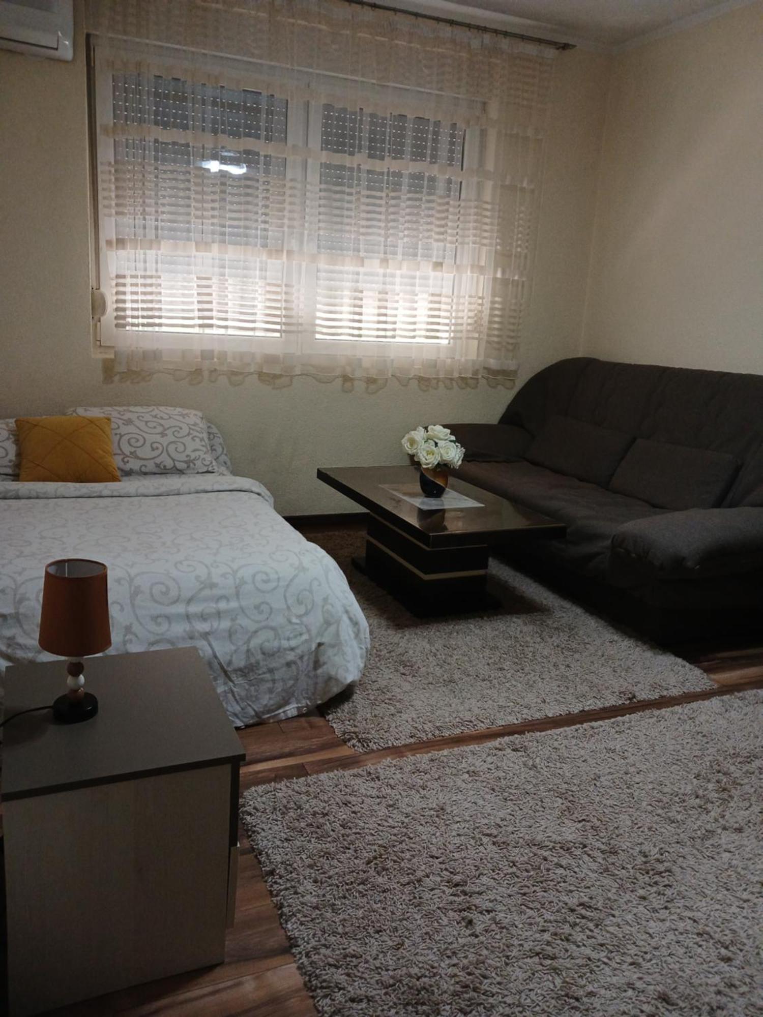 Apartmani Sofronic Loznica 1 Екстериор снимка